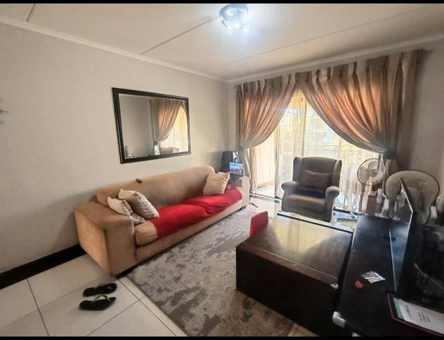 2 BEDROOM APARTMENT FOR SALE IN NOORDWYK